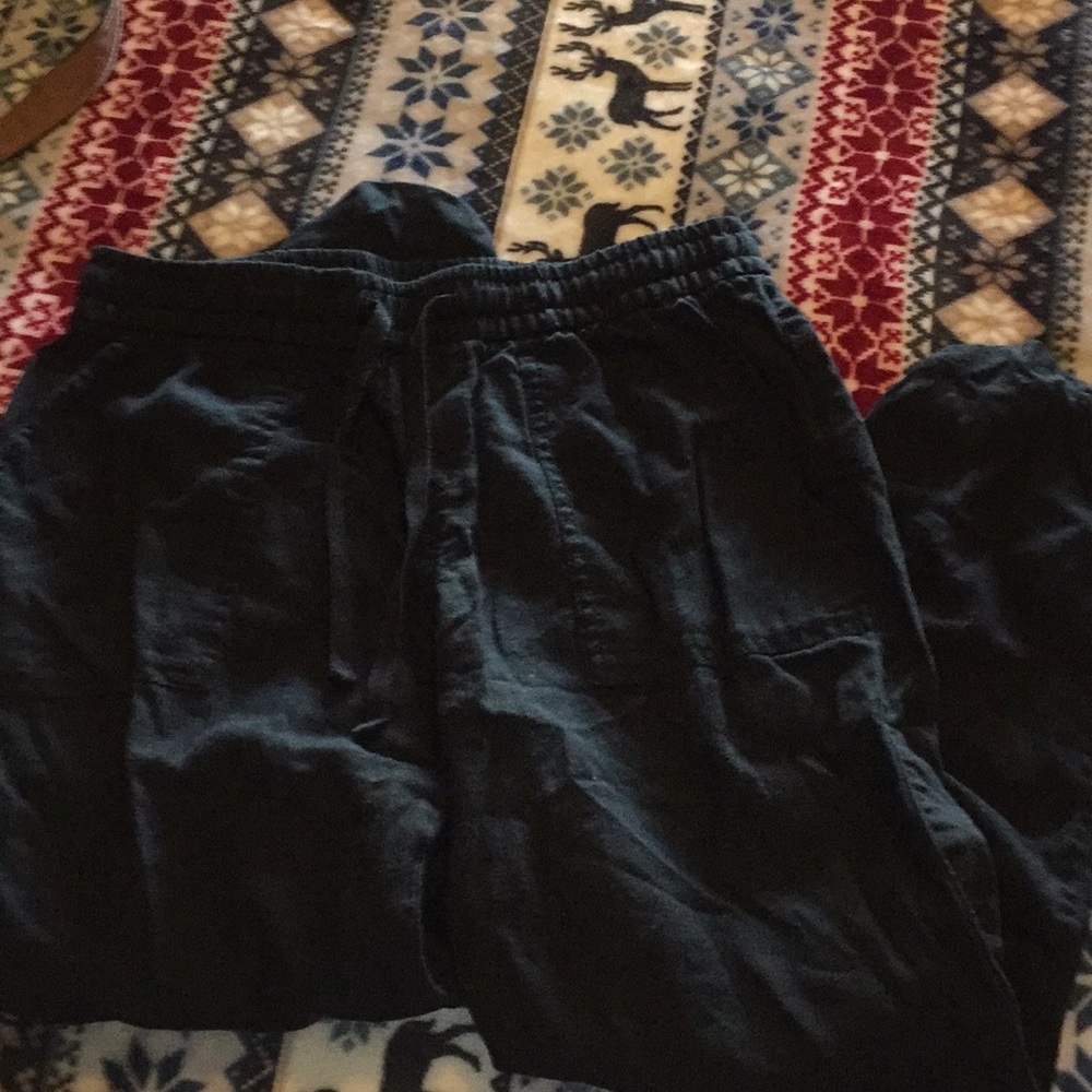 Old navy linen capris xs black